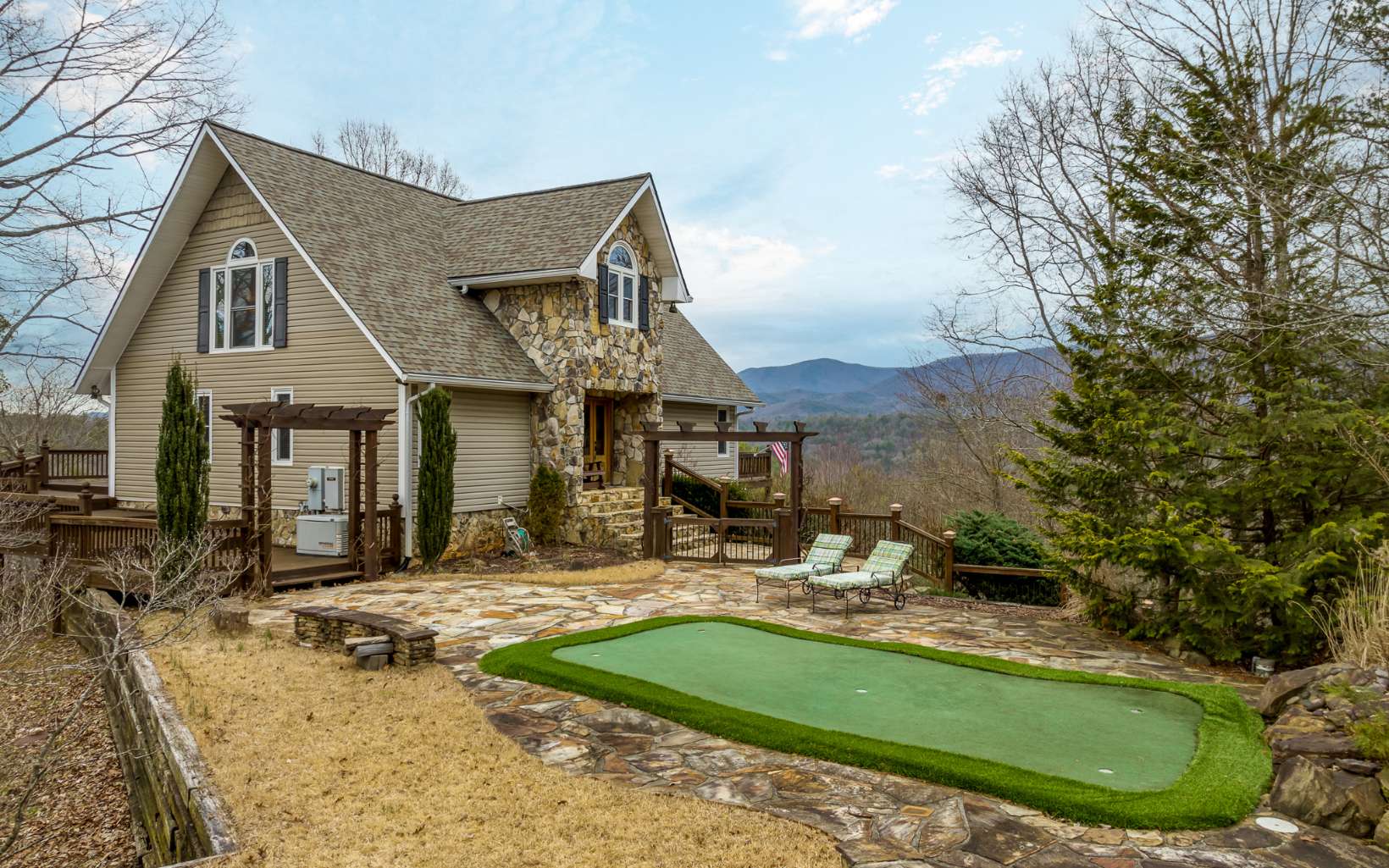 281 Pocaset Drive