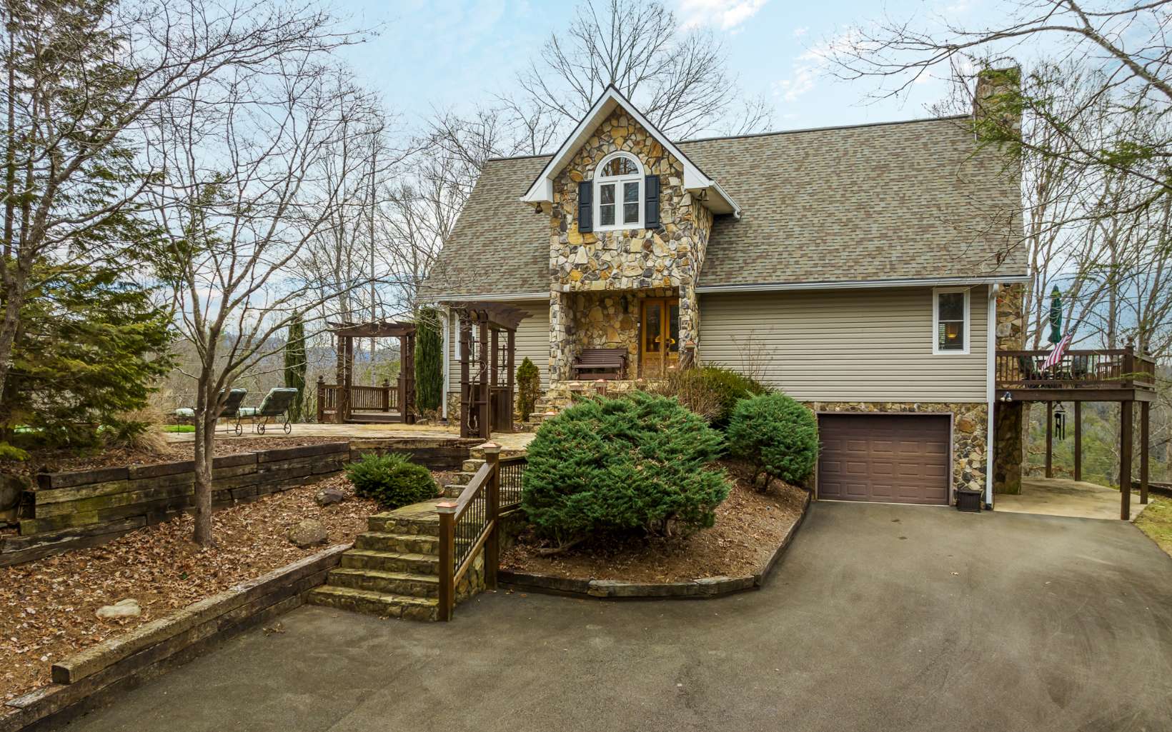 281 Pocaset Drive