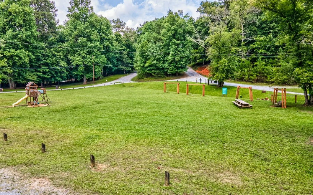 LT33 Beaver Lake Drive