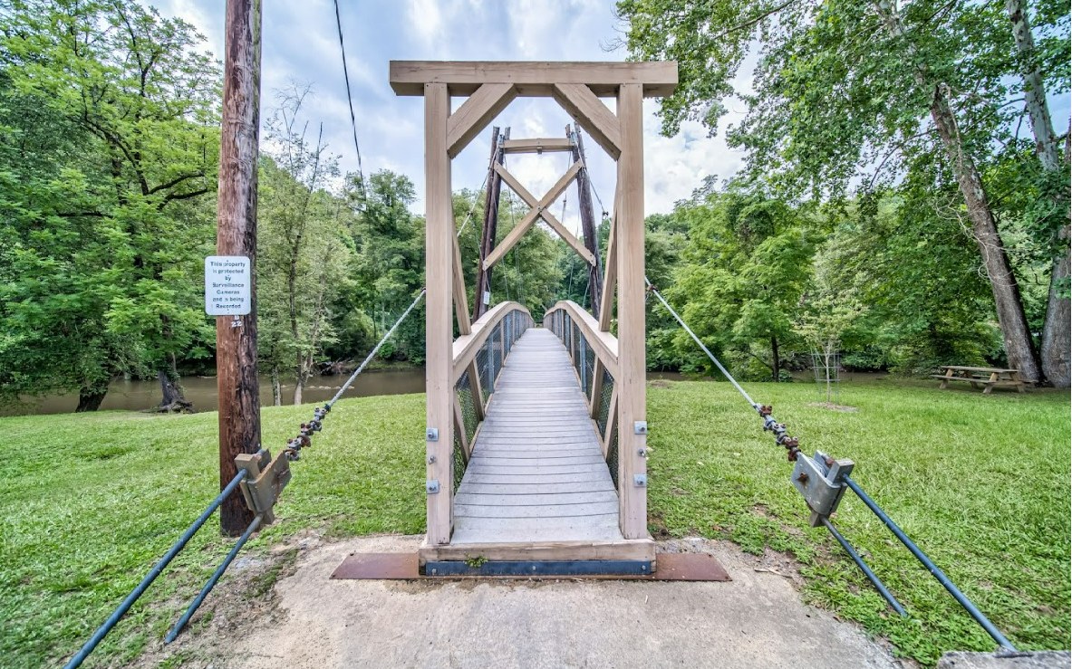 LT33 Beaver Lake Drive