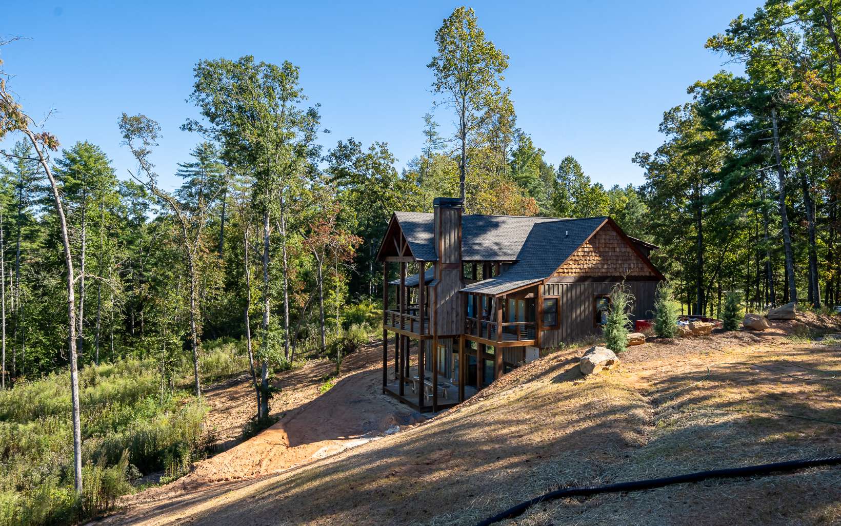 107 Fish Tale Cove