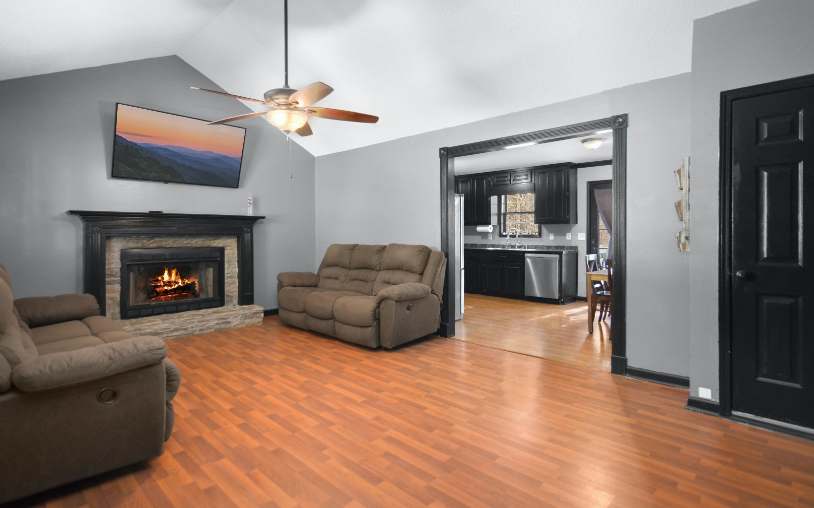 227 White Pine Way