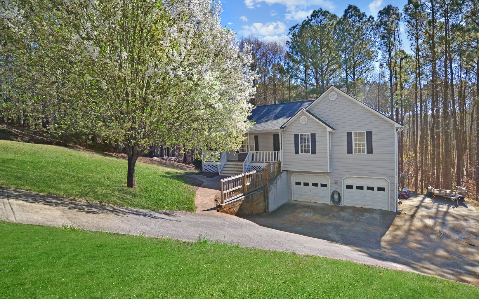 227 White Pine Way
