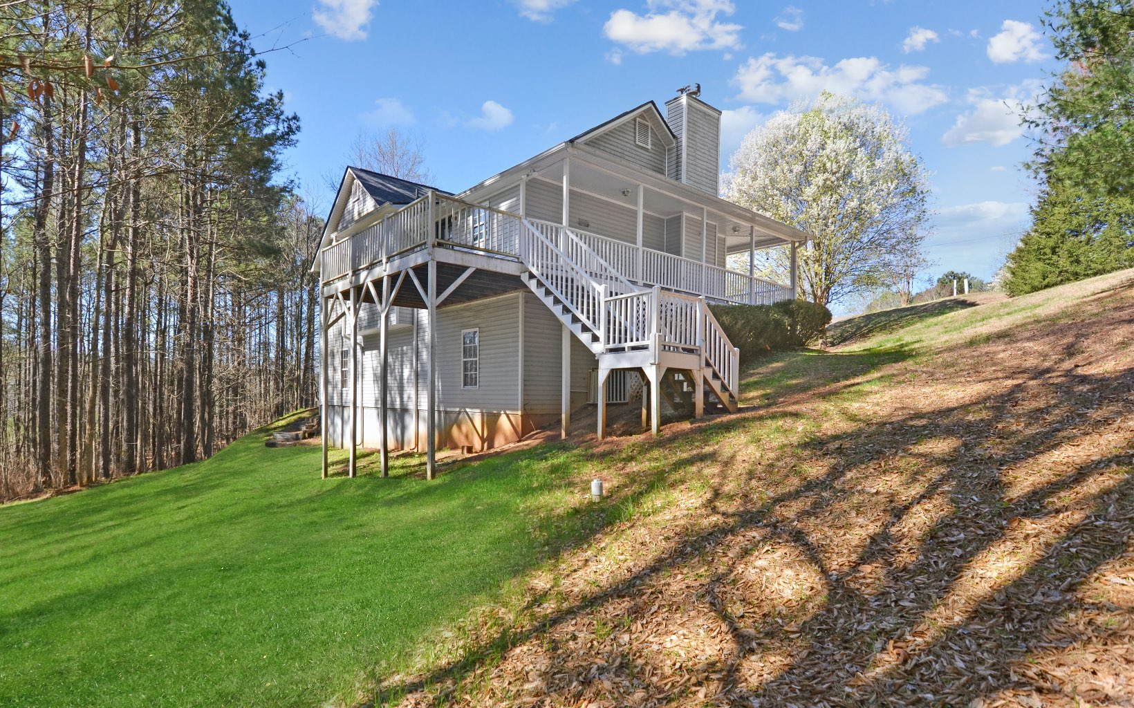 227 White Pine Way