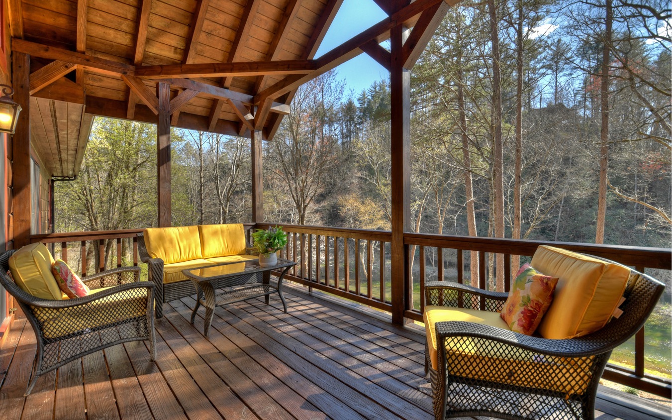 7666 Rock Creek Road