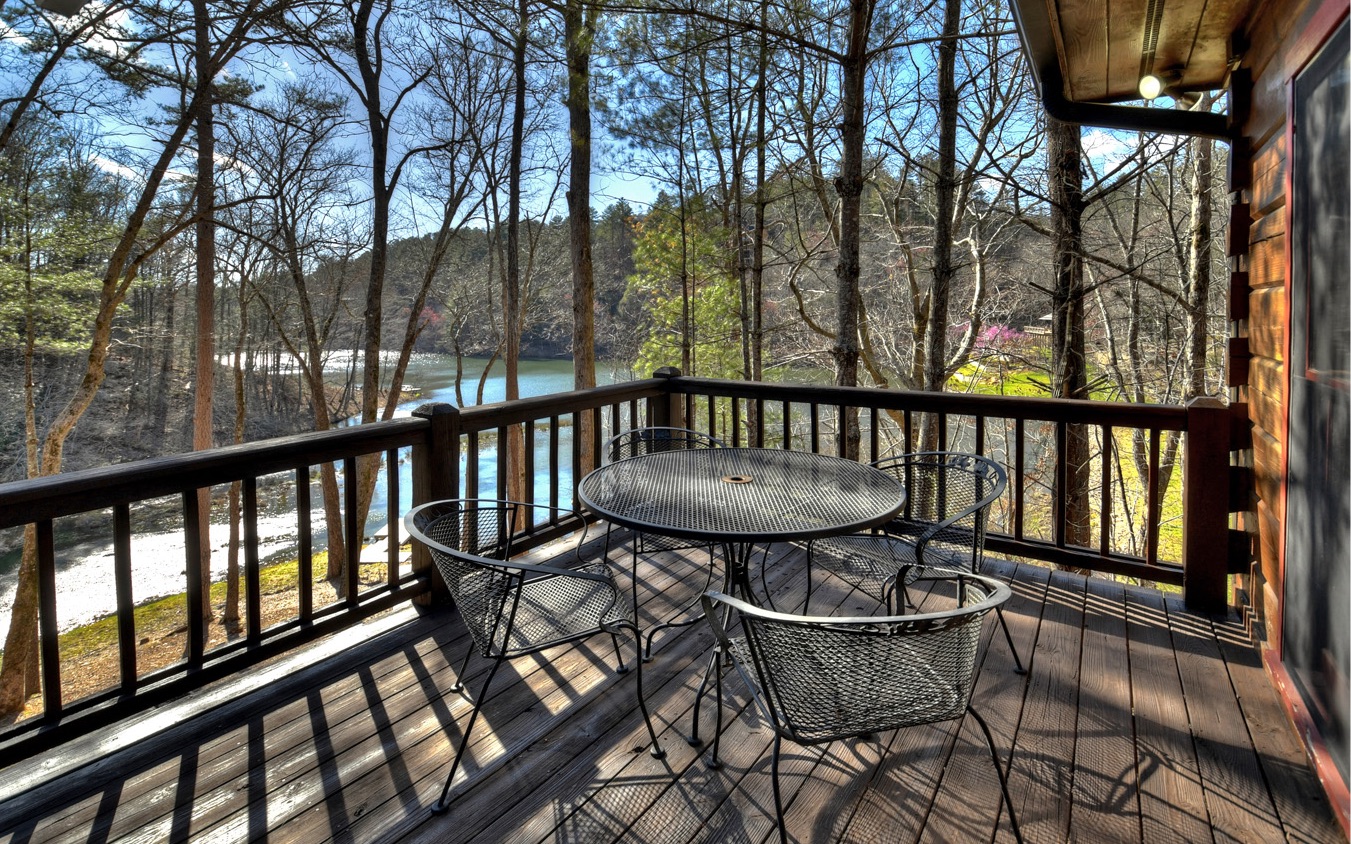 7666 Rock Creek Road