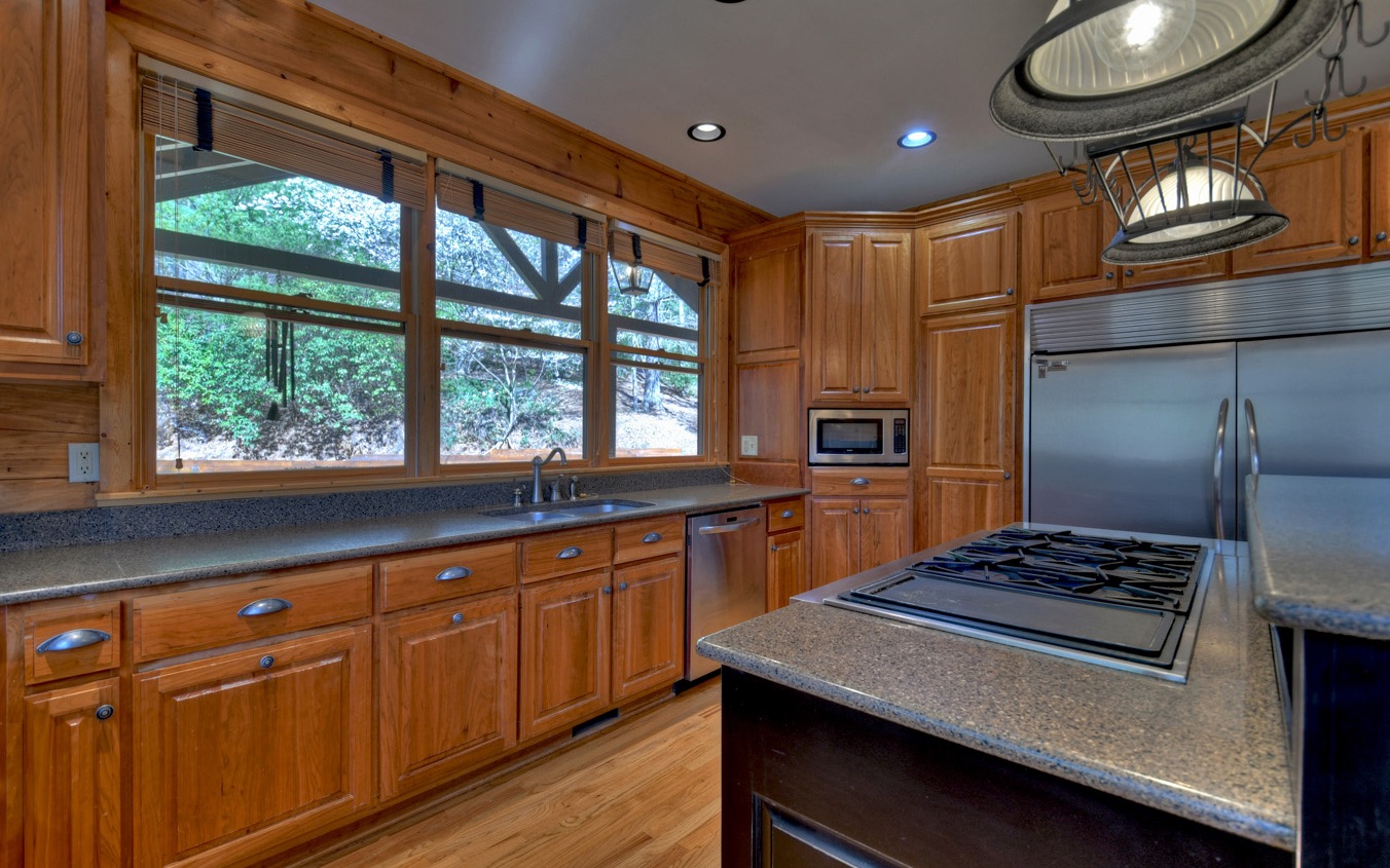 7666 Rock Creek Road