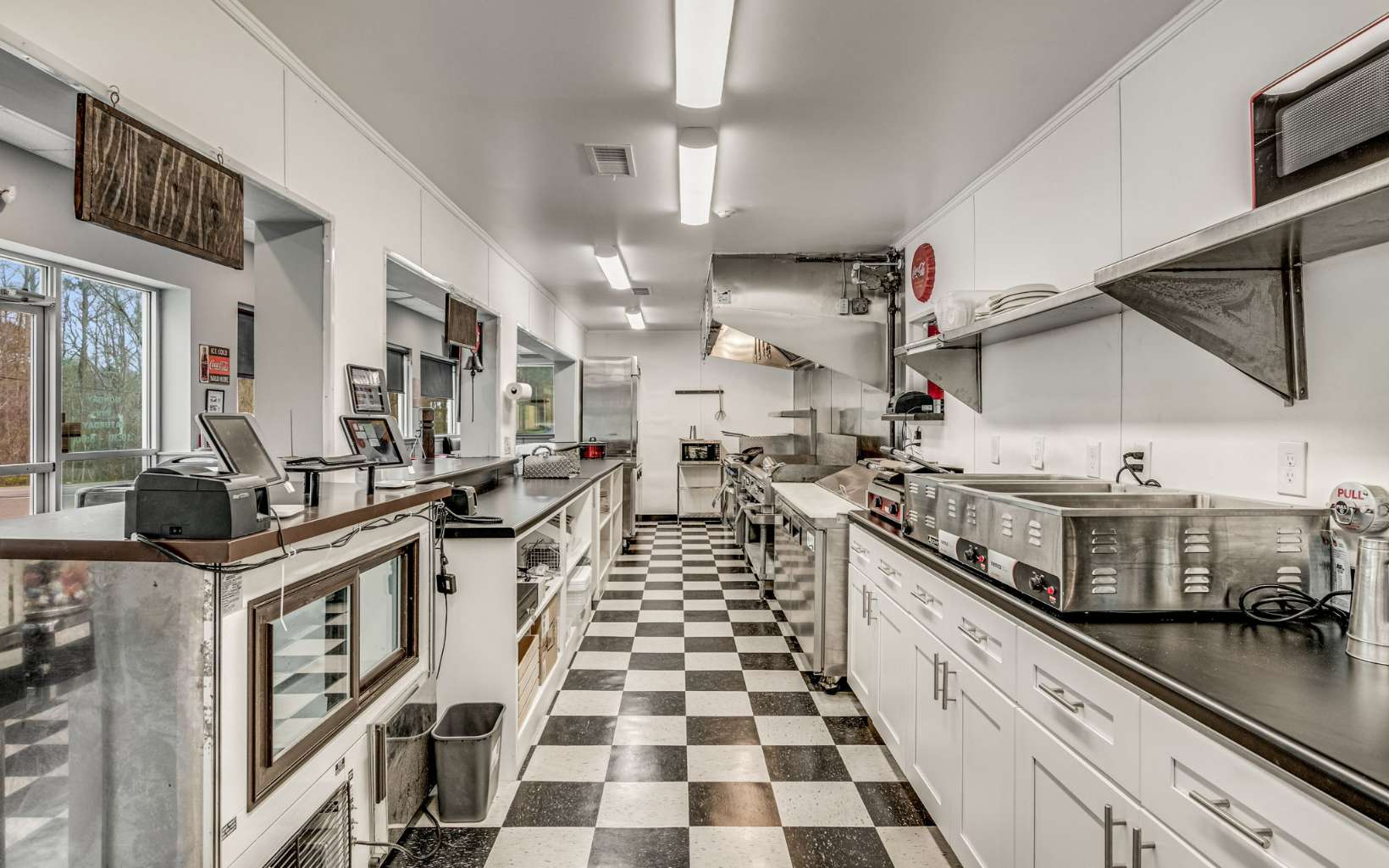3411 Hwy 53e