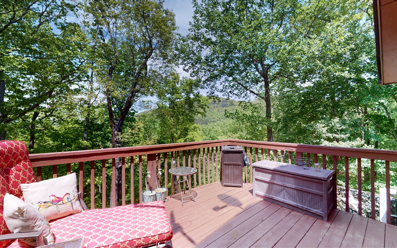 605 Laurel Ridge Drive