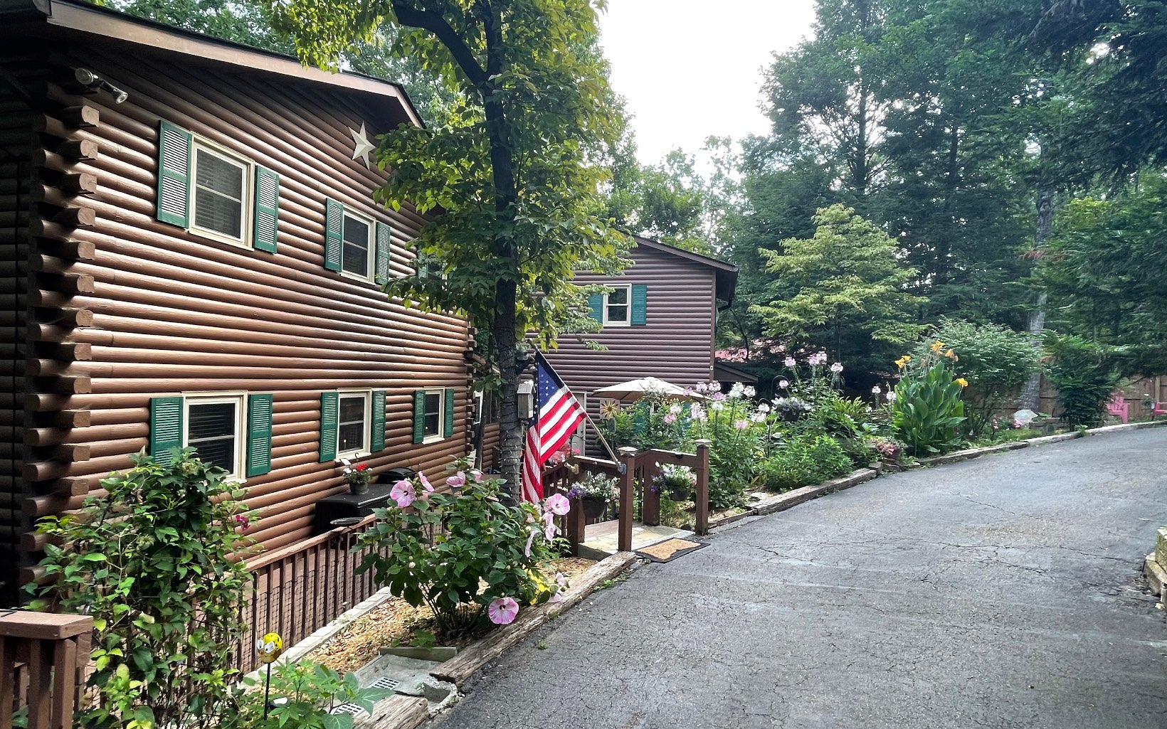 605 Laurel Ridge Drive