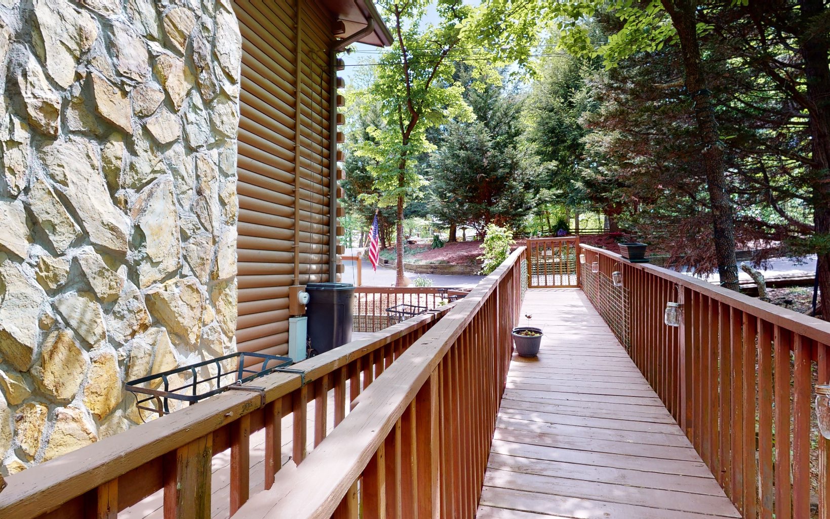 605 Laurel Ridge Drive