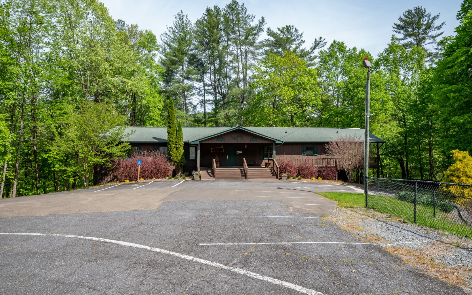605 Laurel Ridge Drive