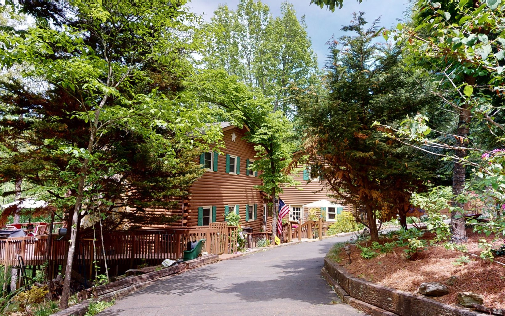 605 Laurel Ridge Drive