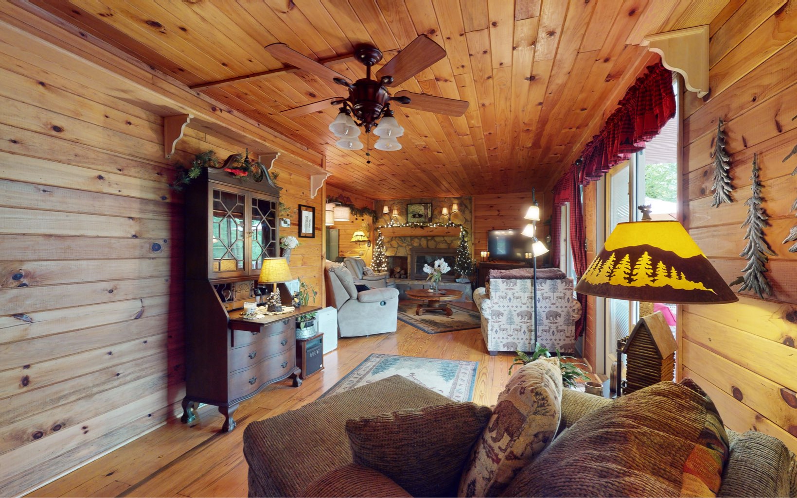 605 Laurel Ridge Drive