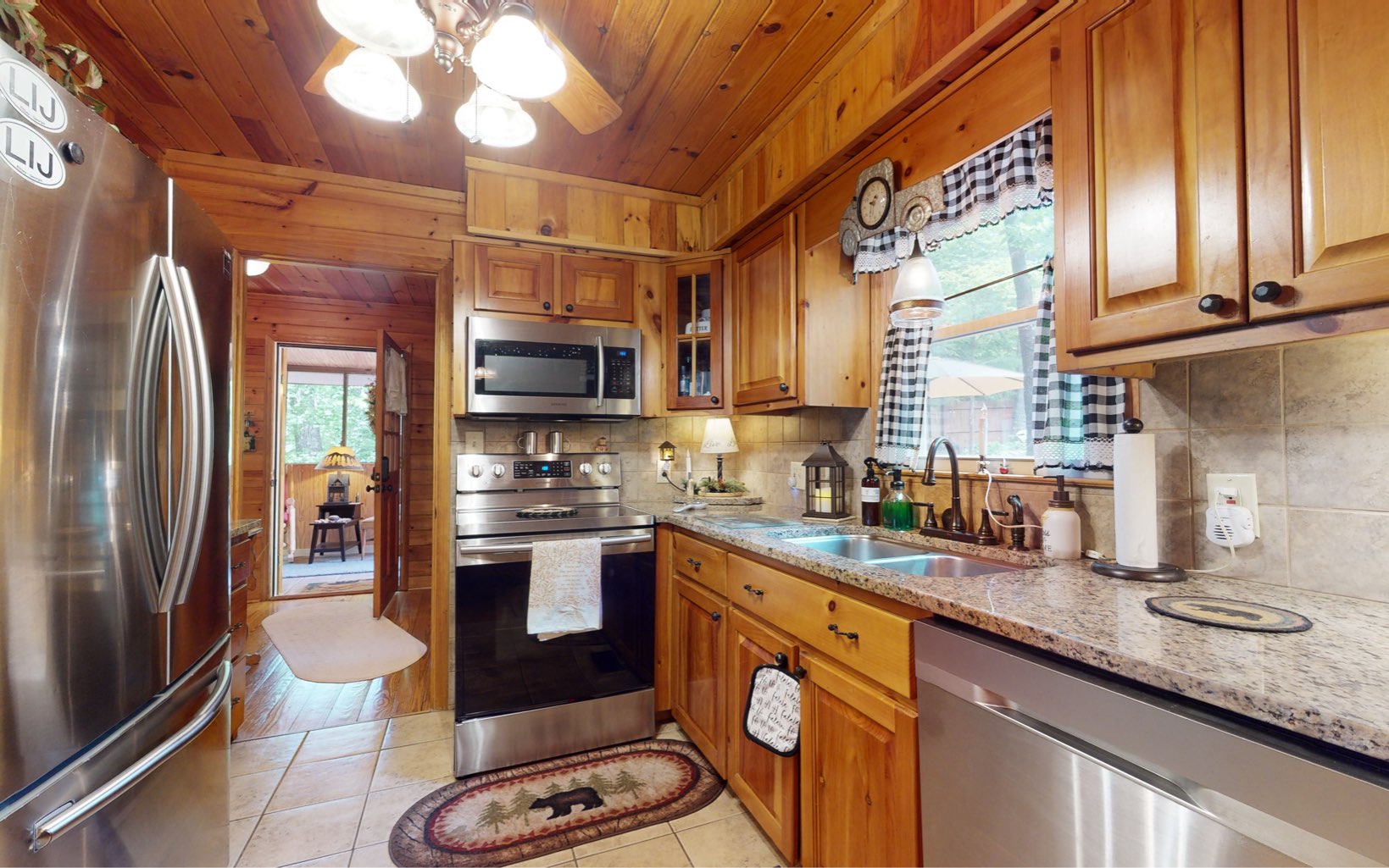 605 Laurel Ridge Drive