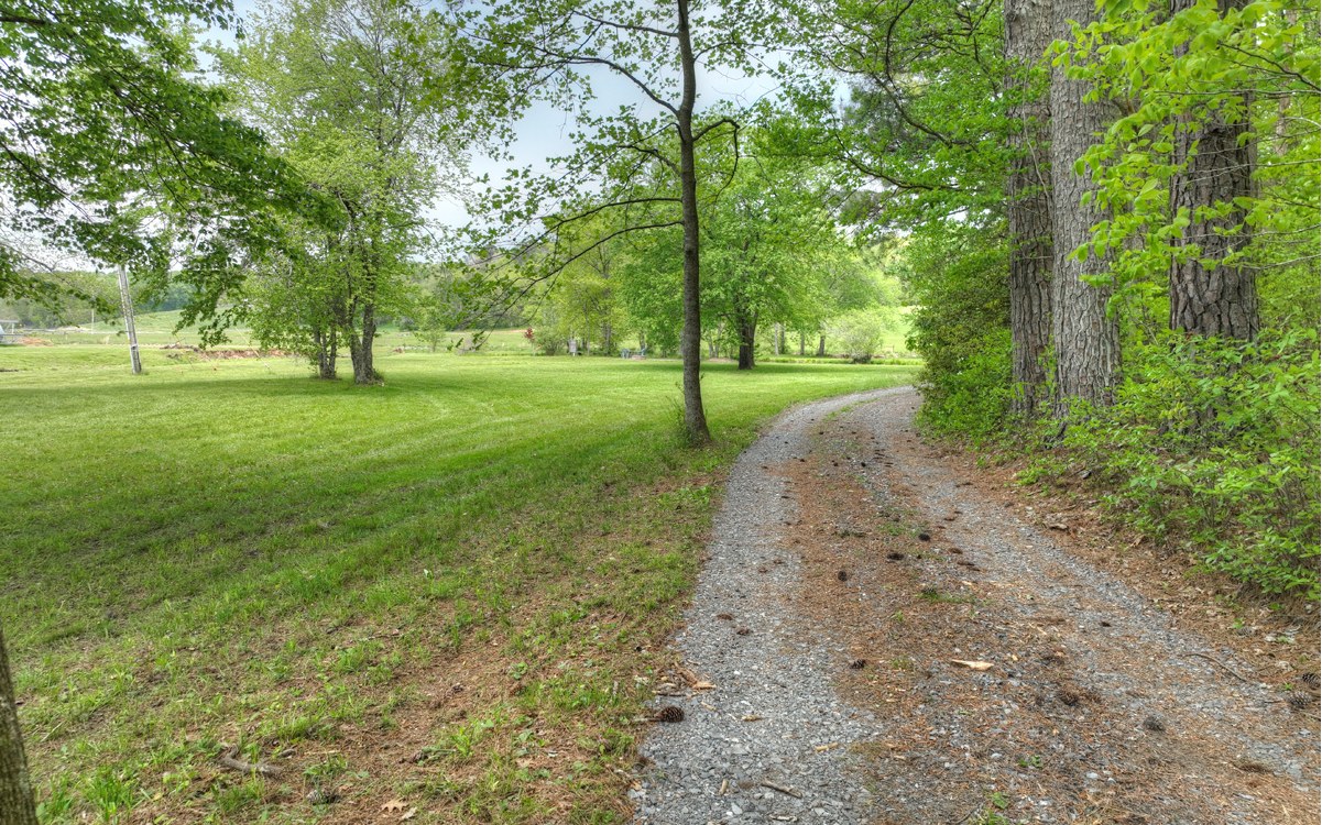 134 Sunlight Trail