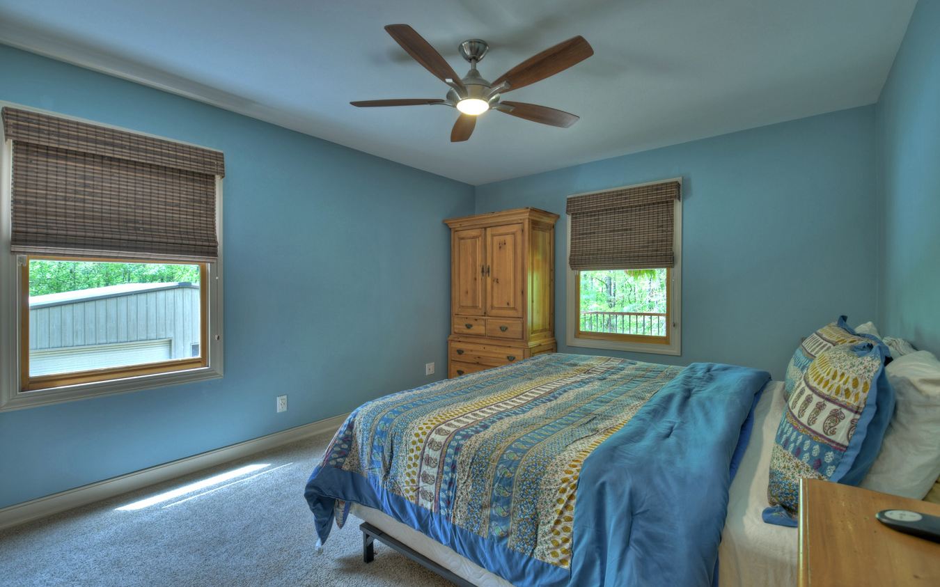 134 Sunlight Trail