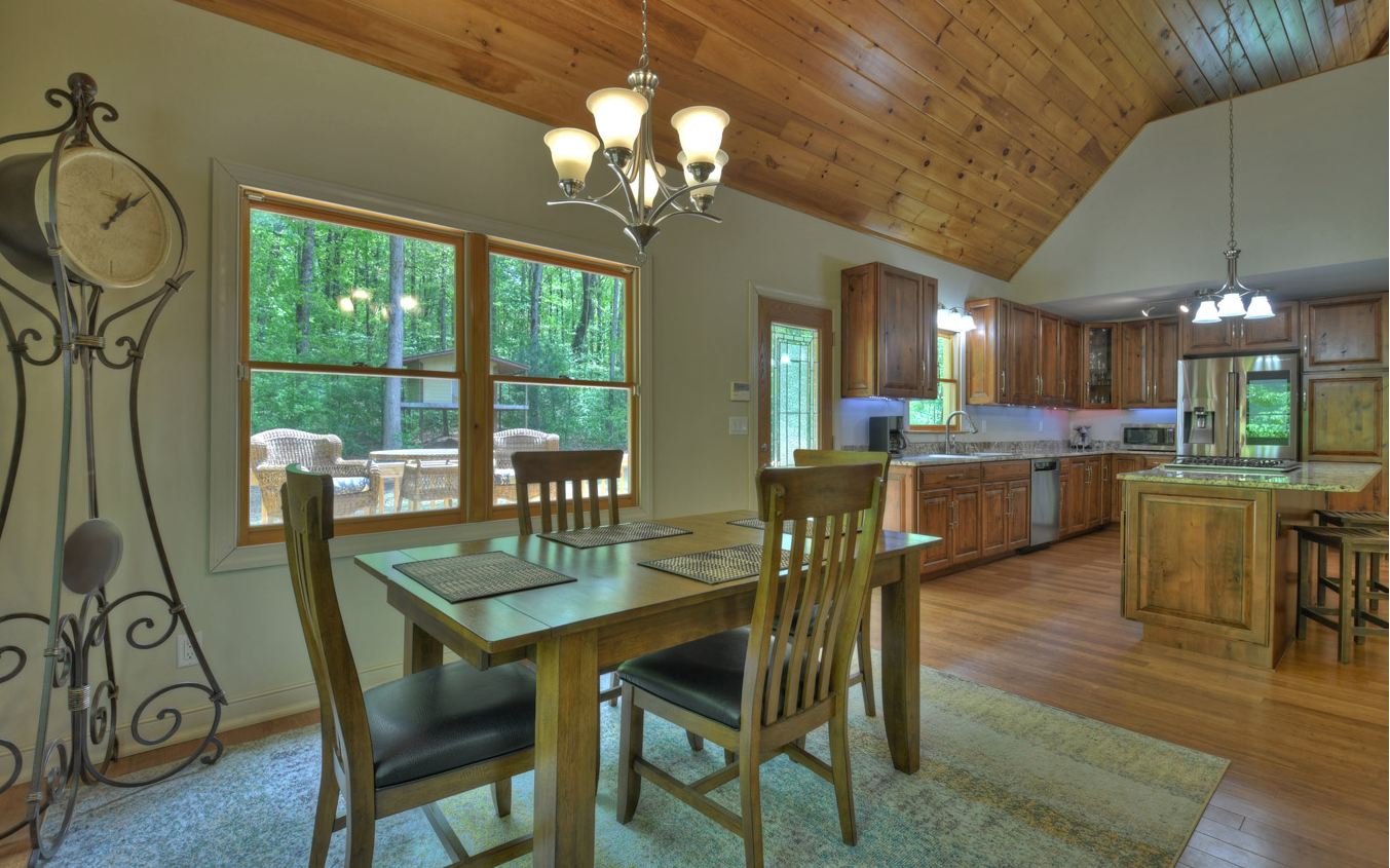 134 Sunlight Trail