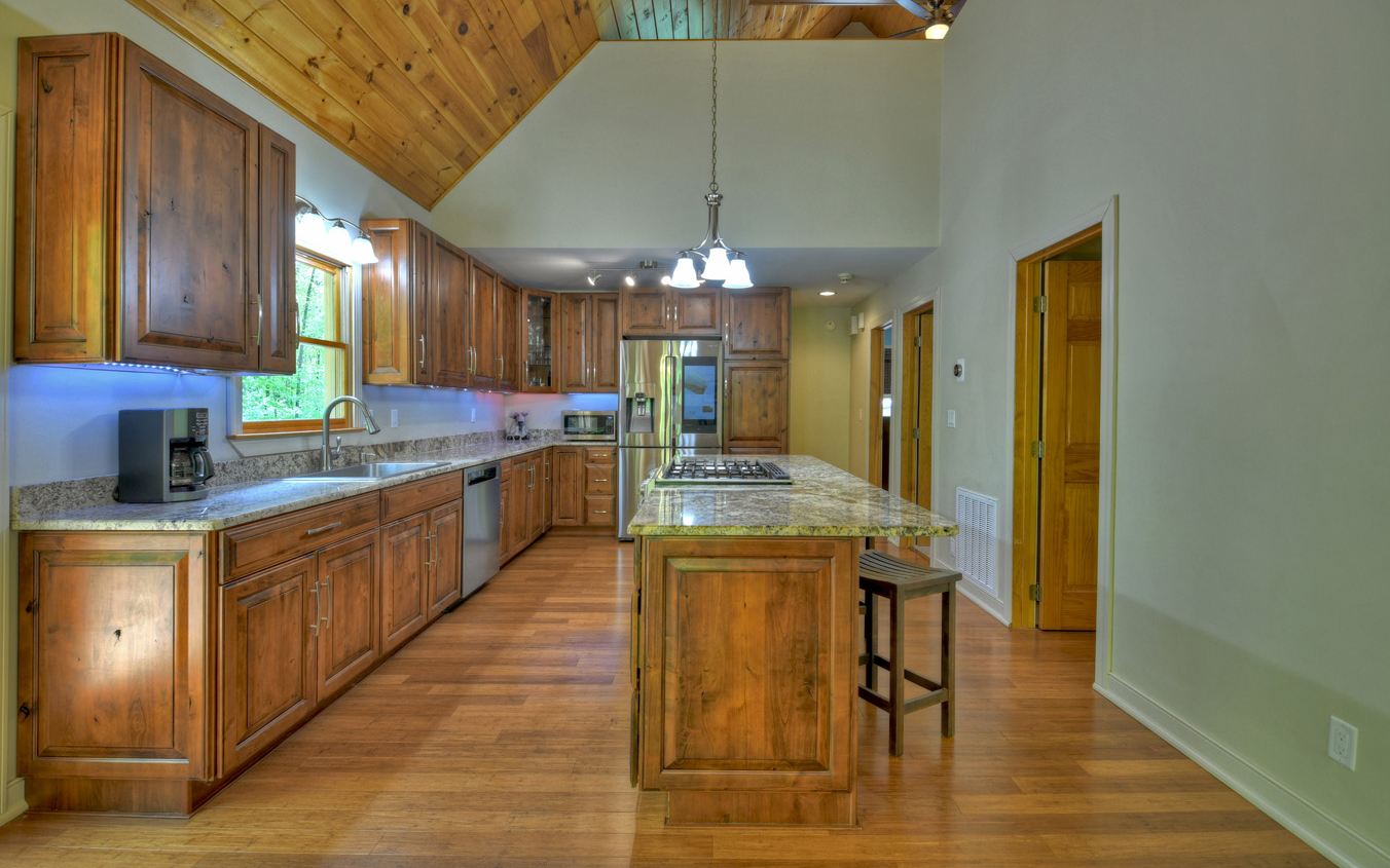 134 Sunlight Trail
