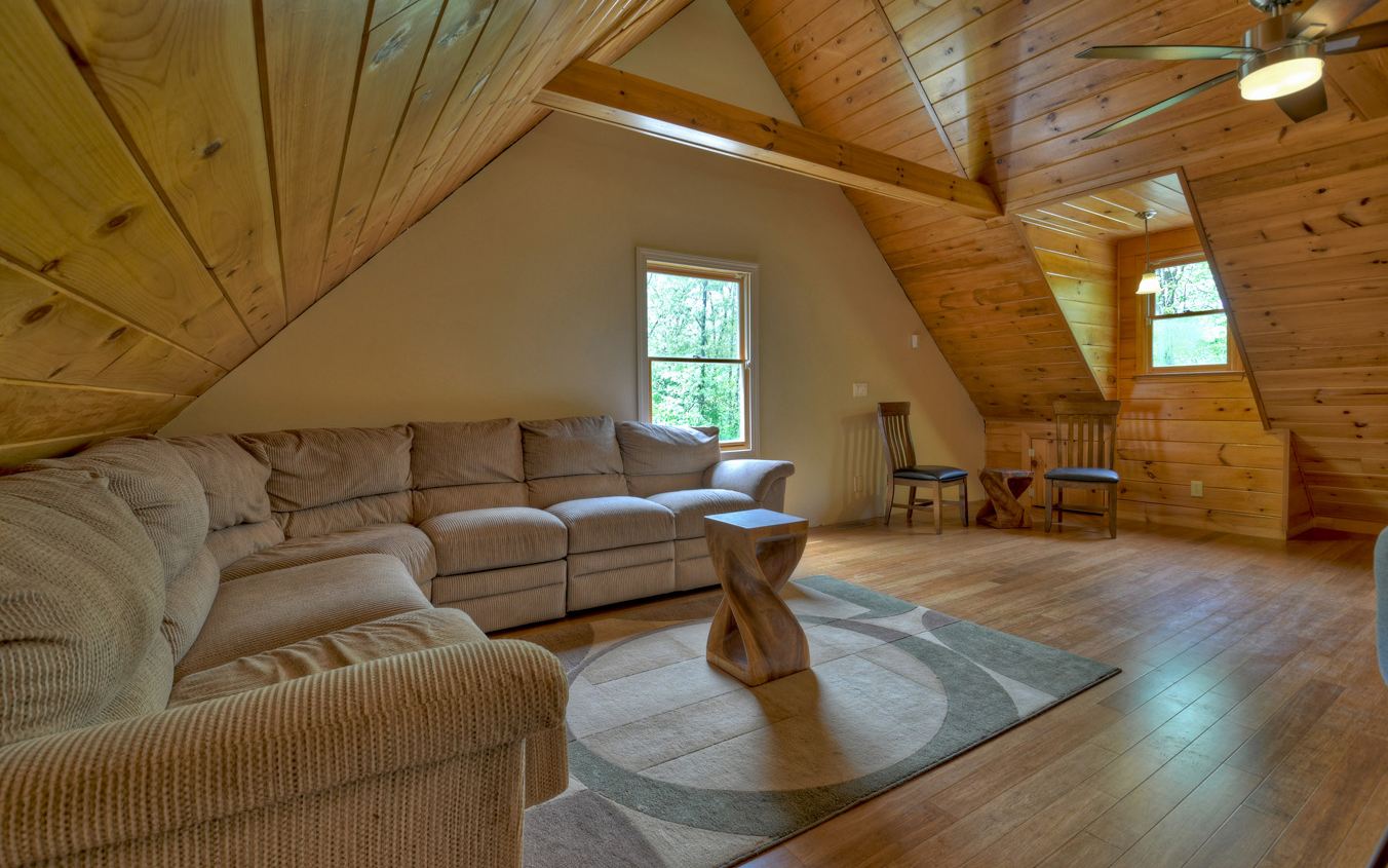 134 Sunlight Trail