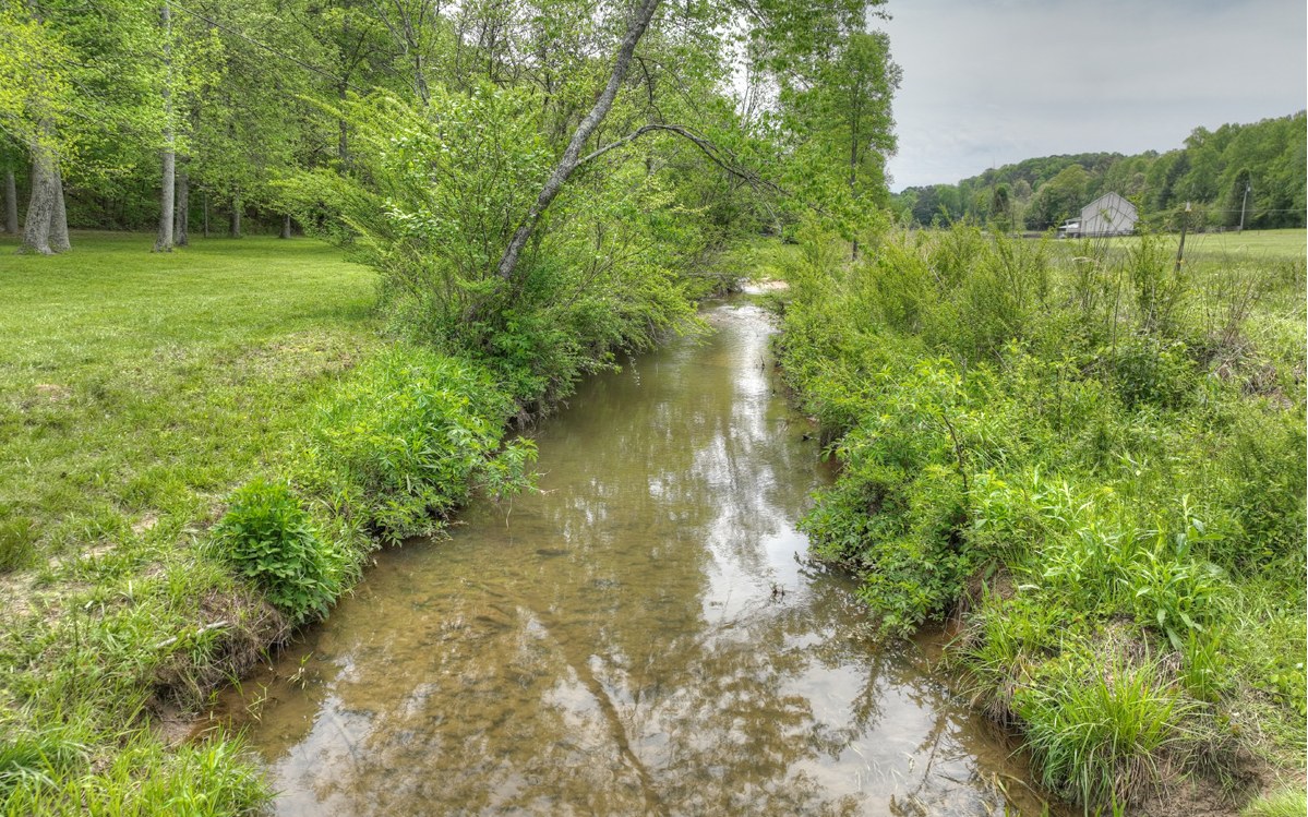 134 Sunlight Trail