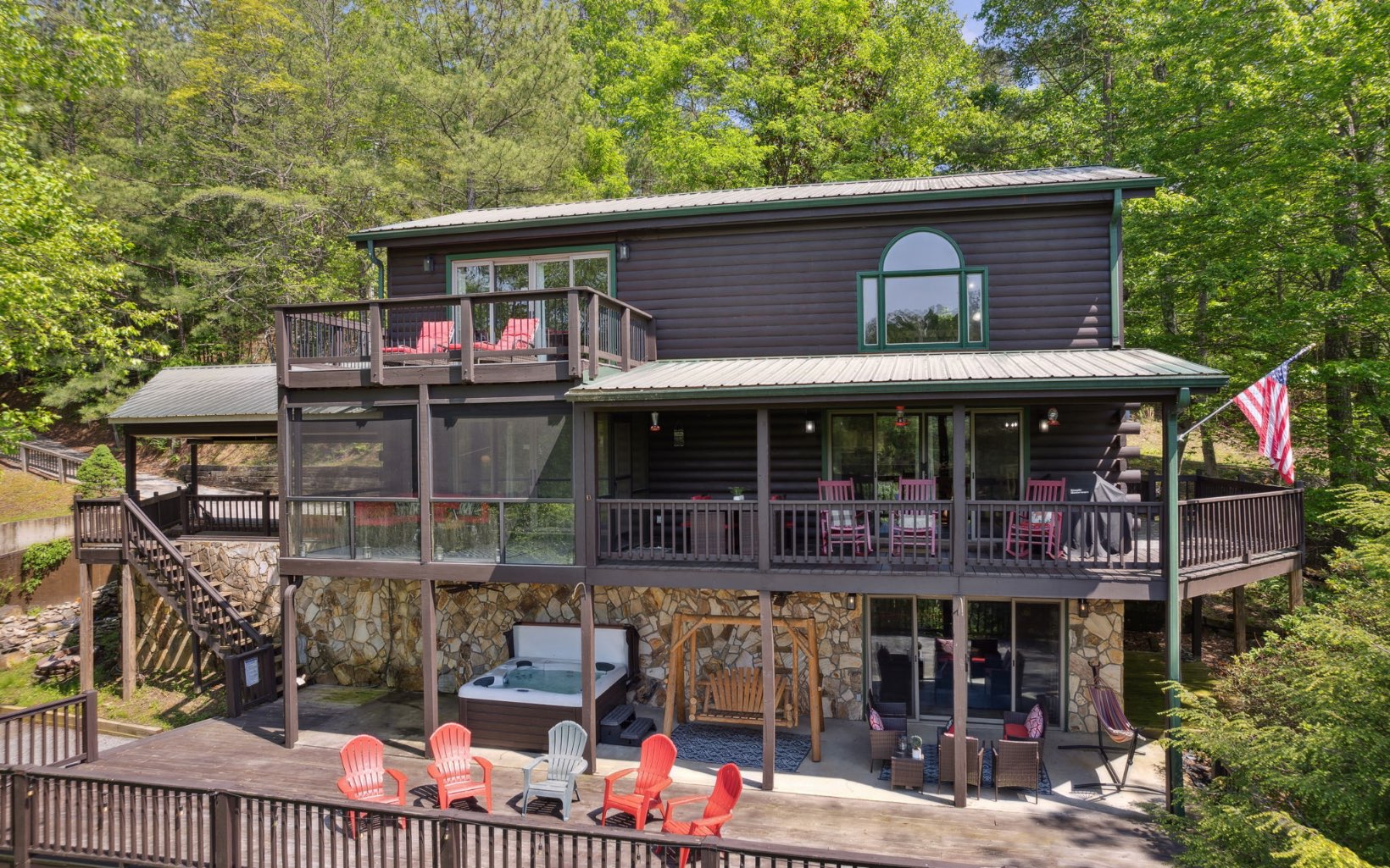 462 Lyric Lane