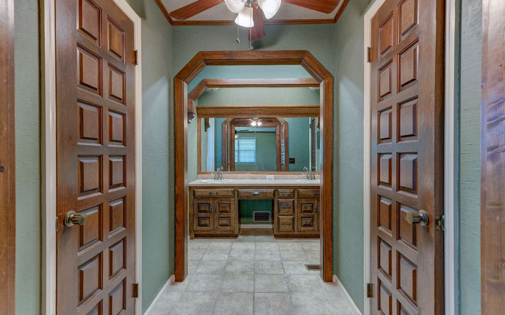 1902 Hwy 382w