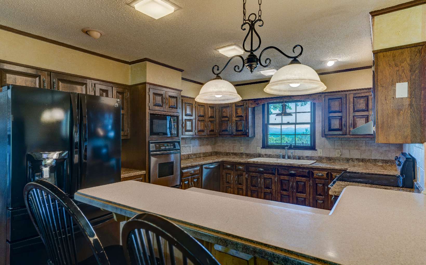 1902 Hwy 382w