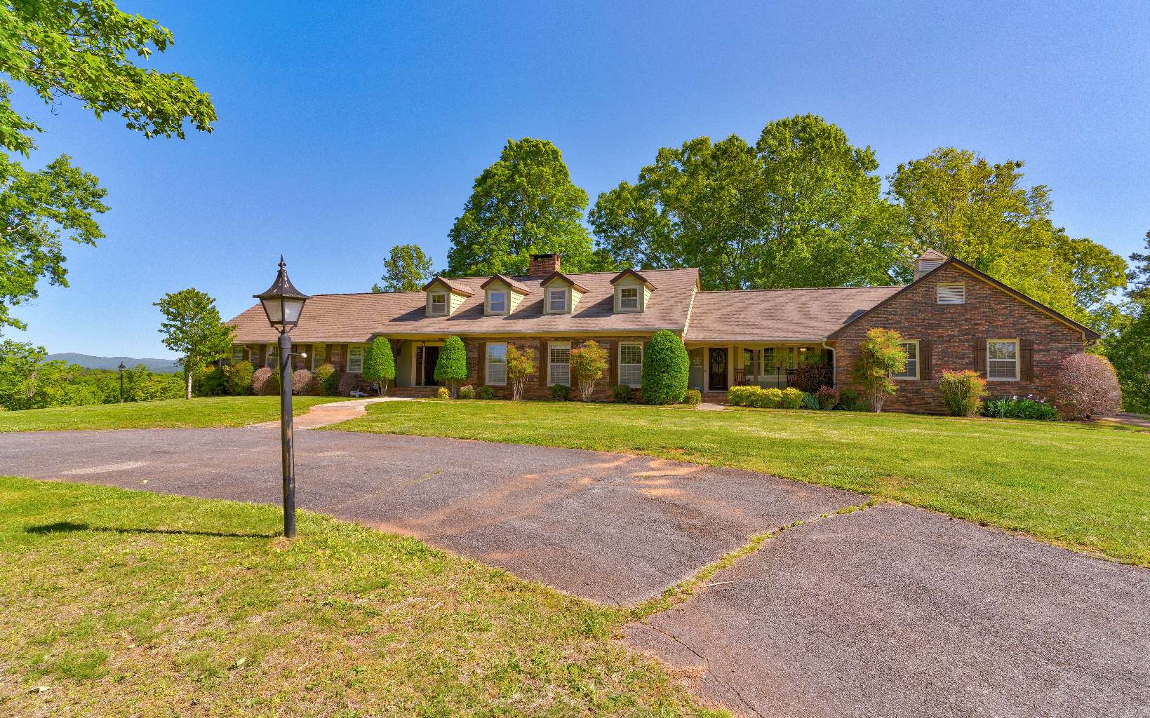 1902 Hwy 382w