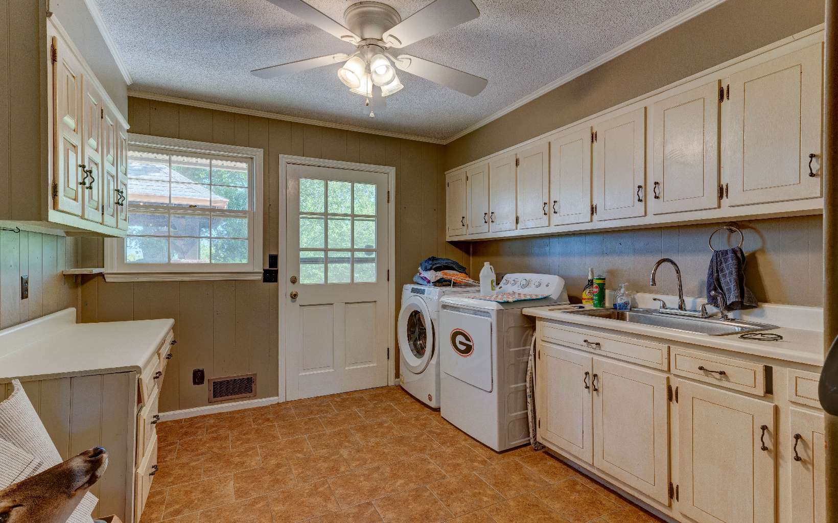 1902 Hwy 382w