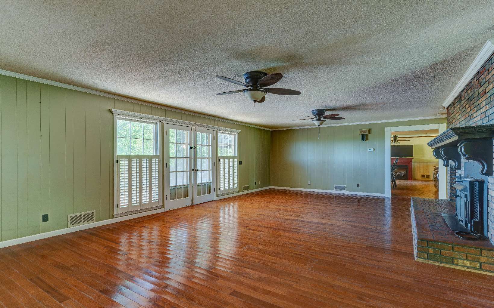 1902 Hwy 382w