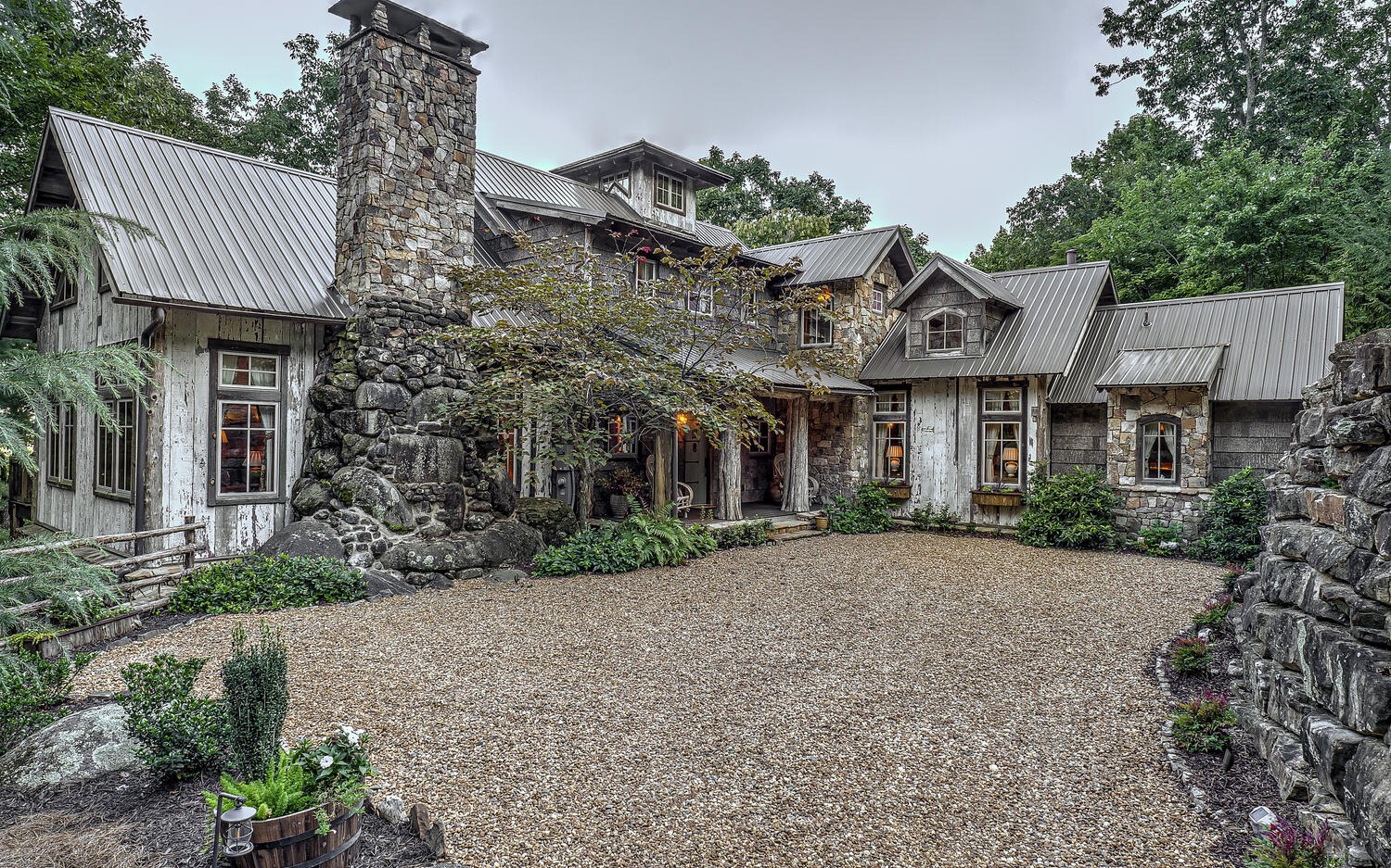 800 Chief Whitetails Road
