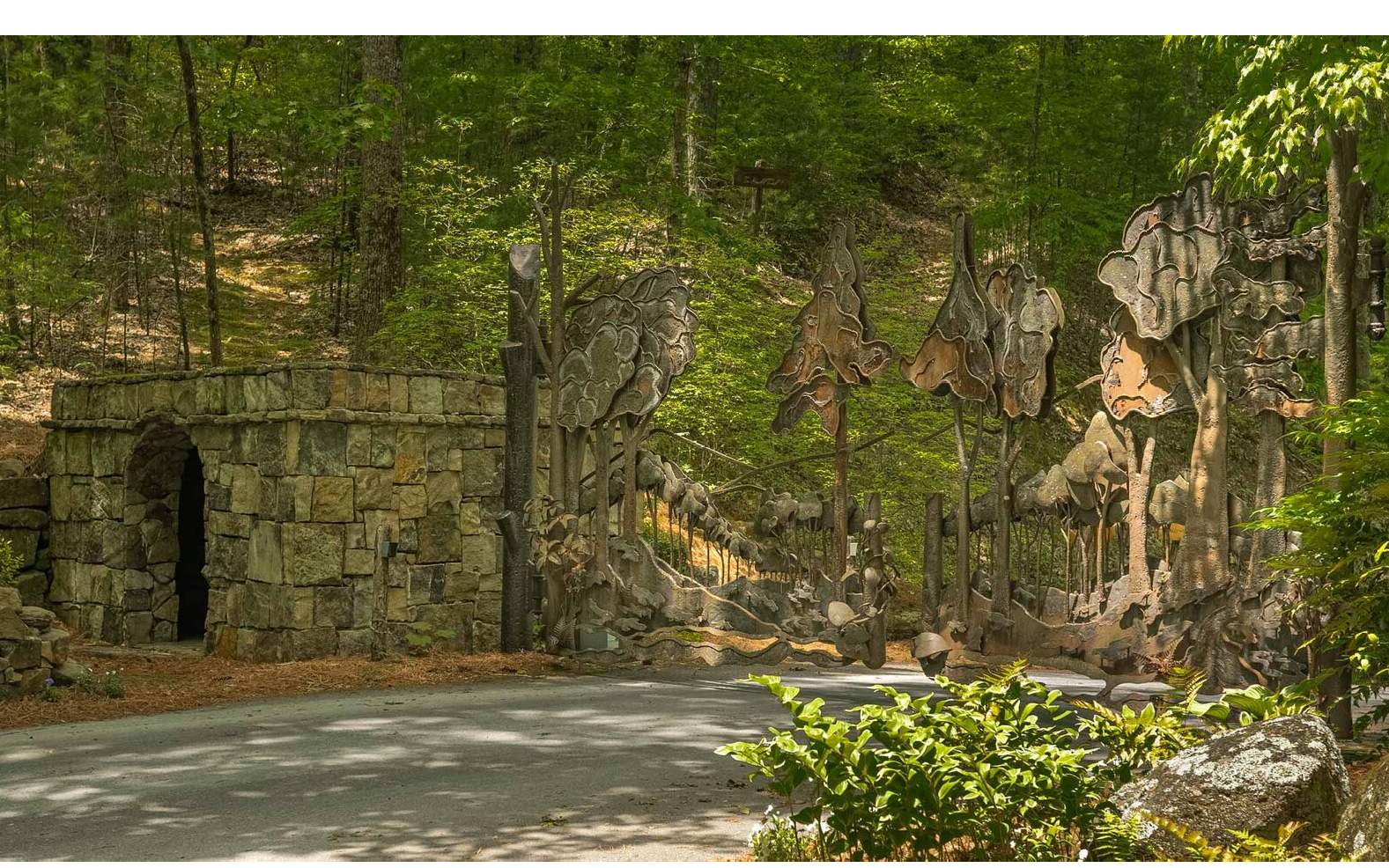800 Chief Whitetails Road
