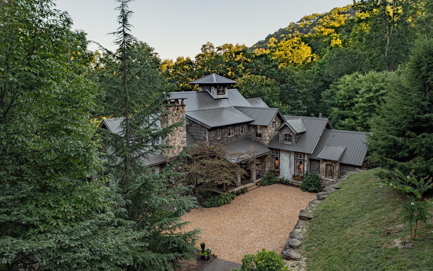 800 Chief Whitetails Road