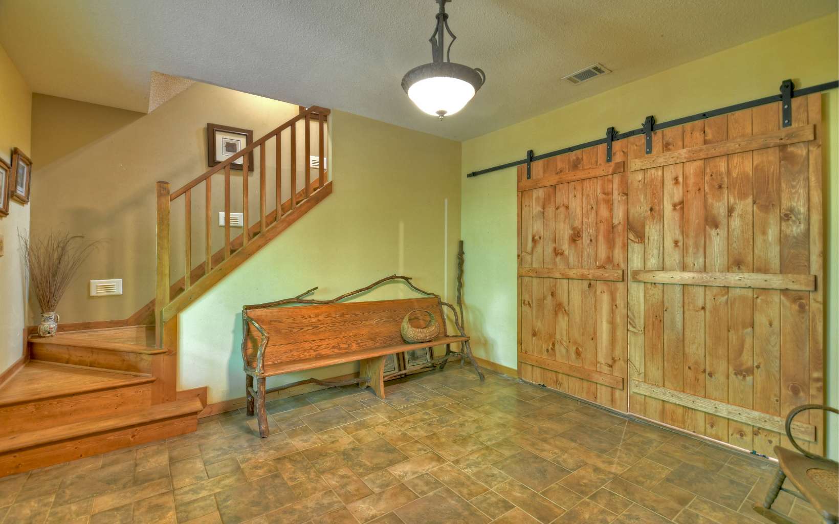 83 Cole Road