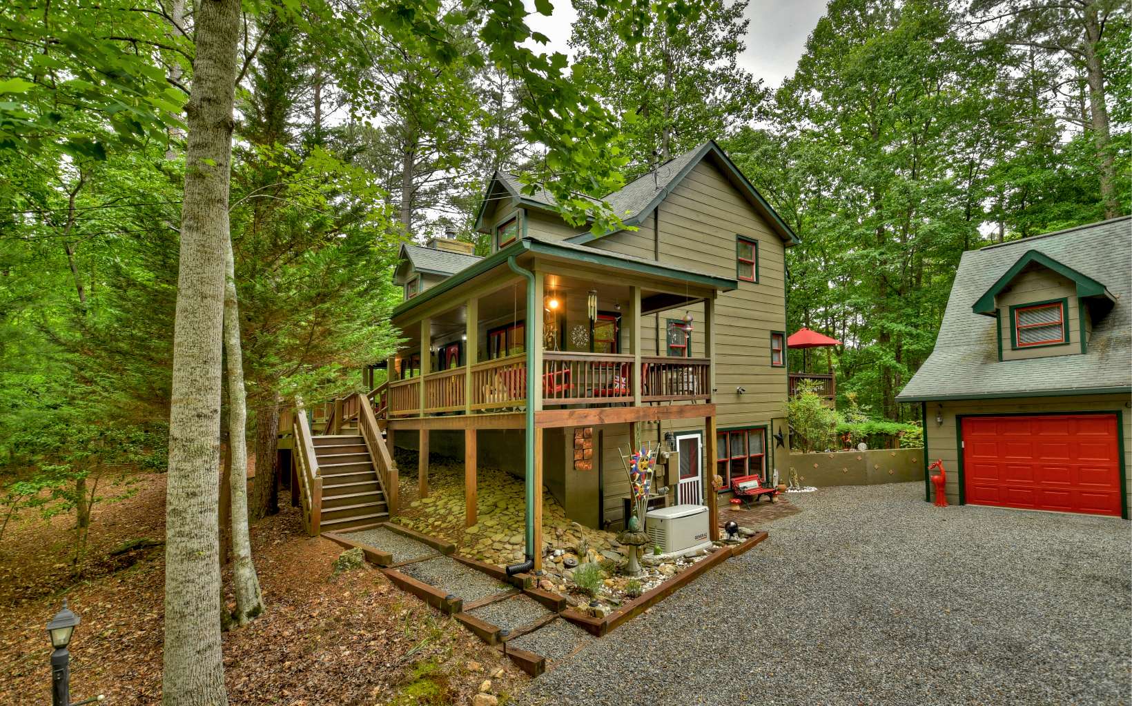 44 Hamlet Court