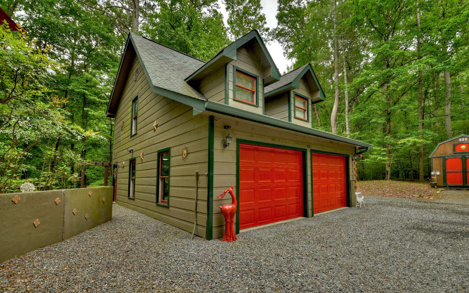 44 Hamlet Court