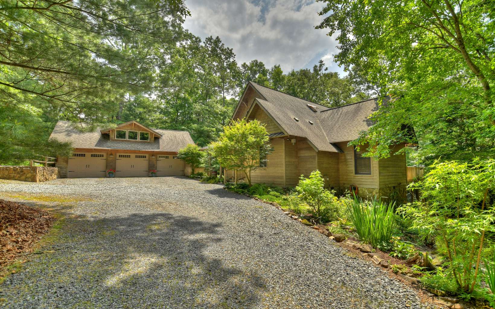 375 Blackberry Mountain