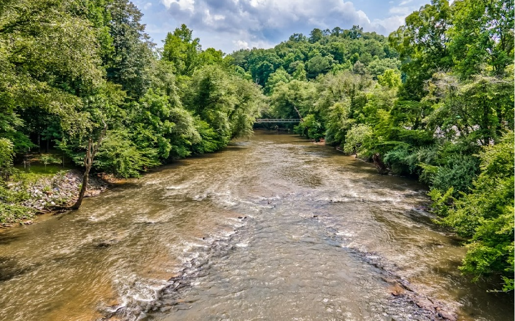 284 Vista Chalet Drive