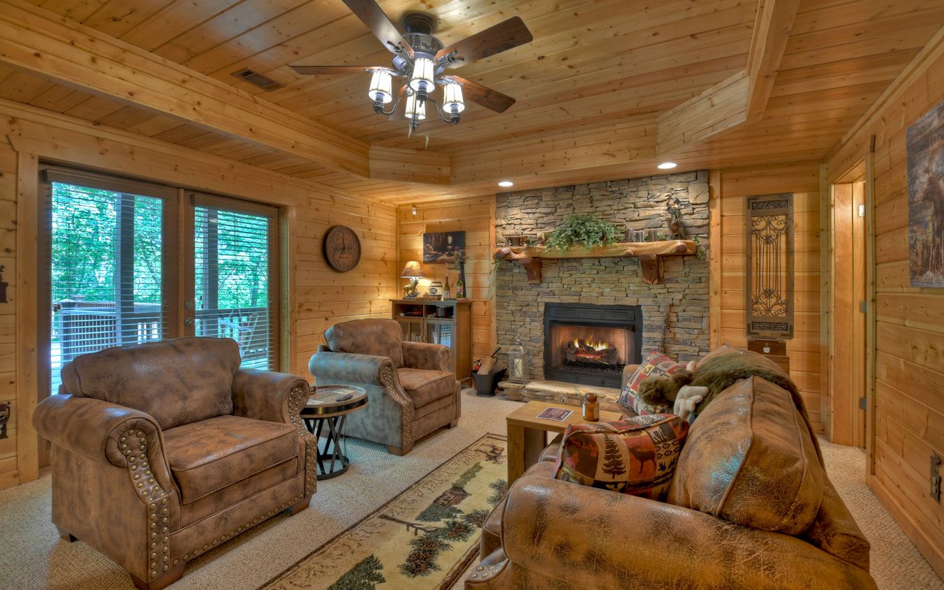 284 Vista Chalet Drive