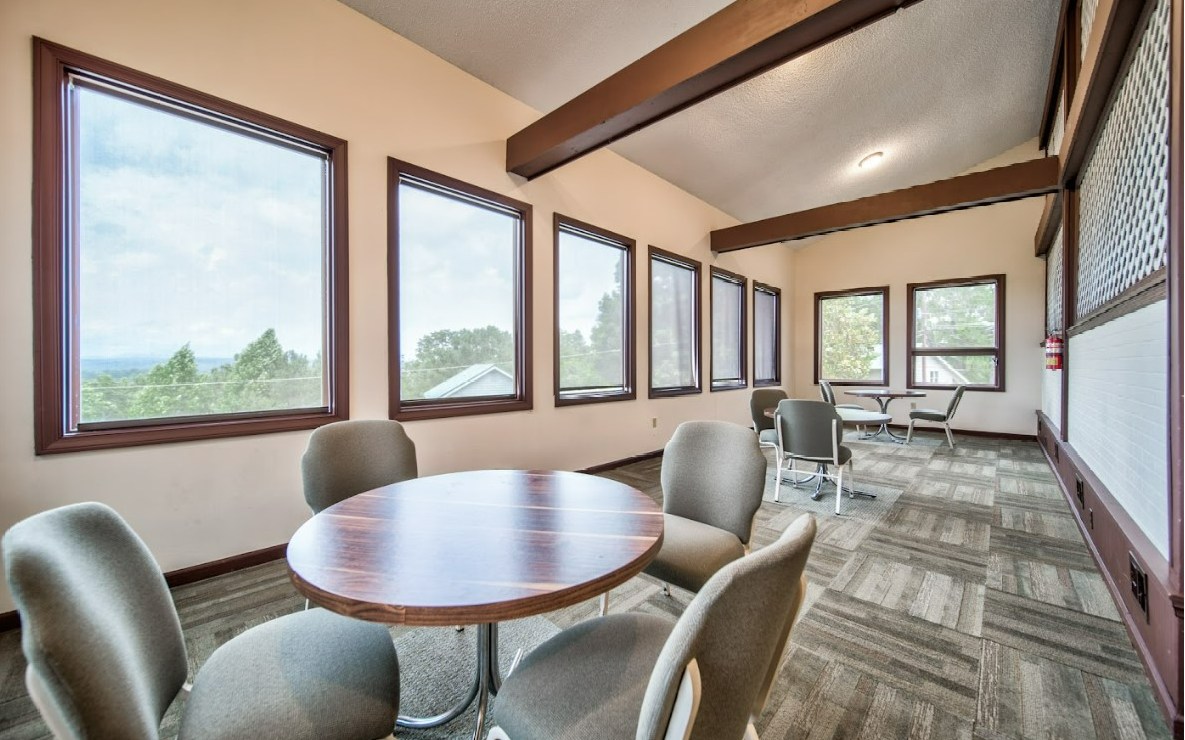 284 Vista Chalet Drive