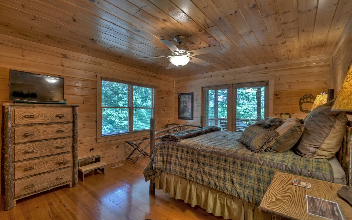 284 Vista Chalet Drive