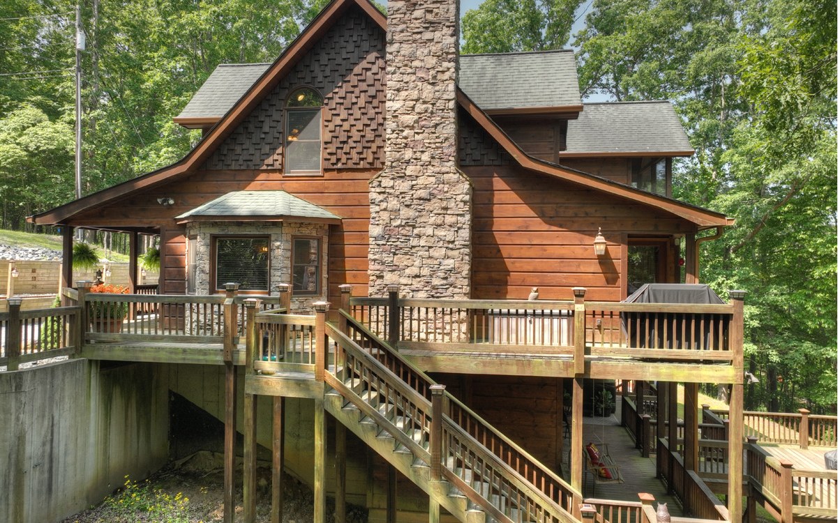 284 Vista Chalet Drive