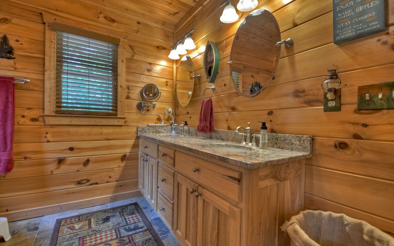 284 Vista Chalet Drive