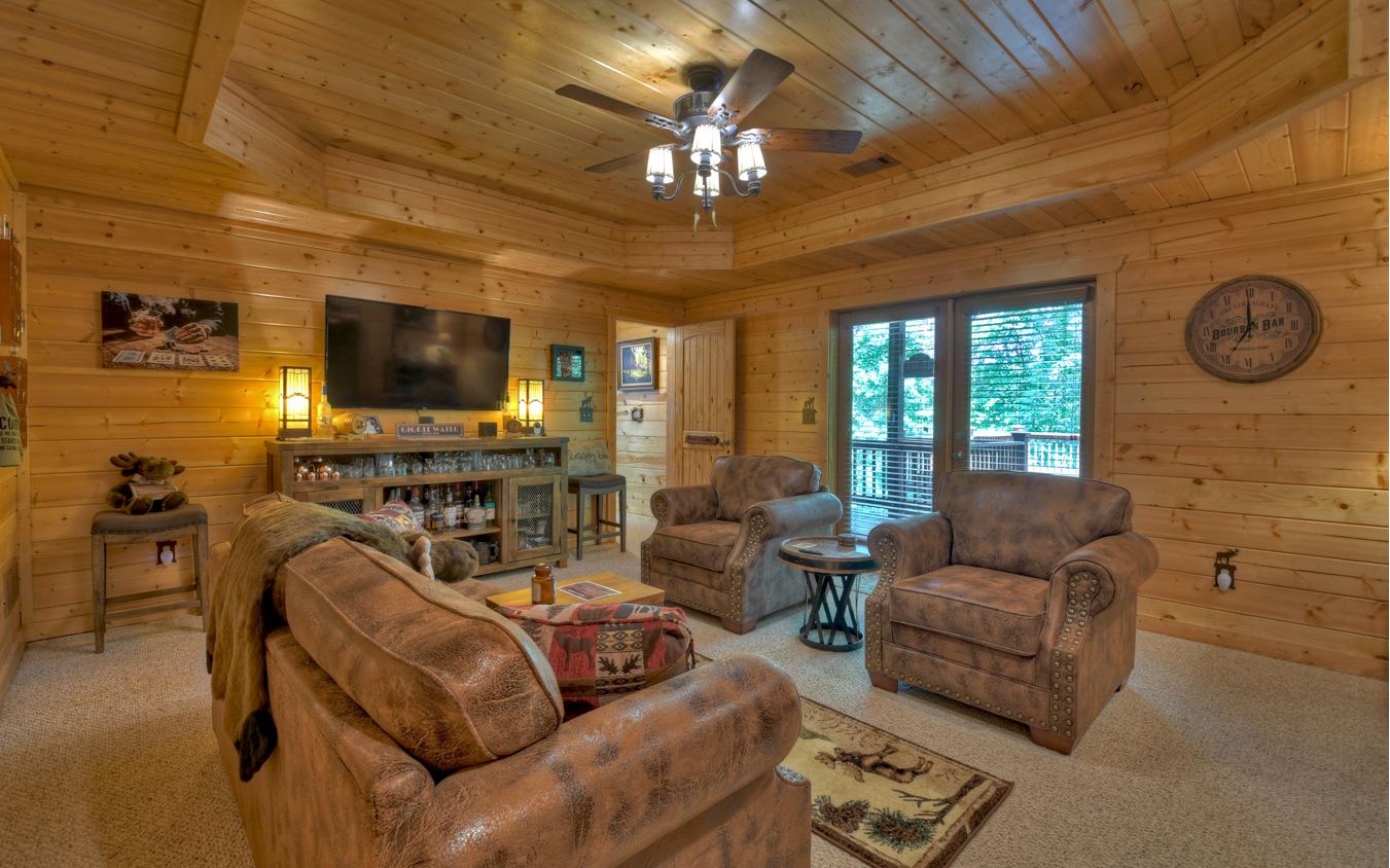 284 Vista Chalet Drive