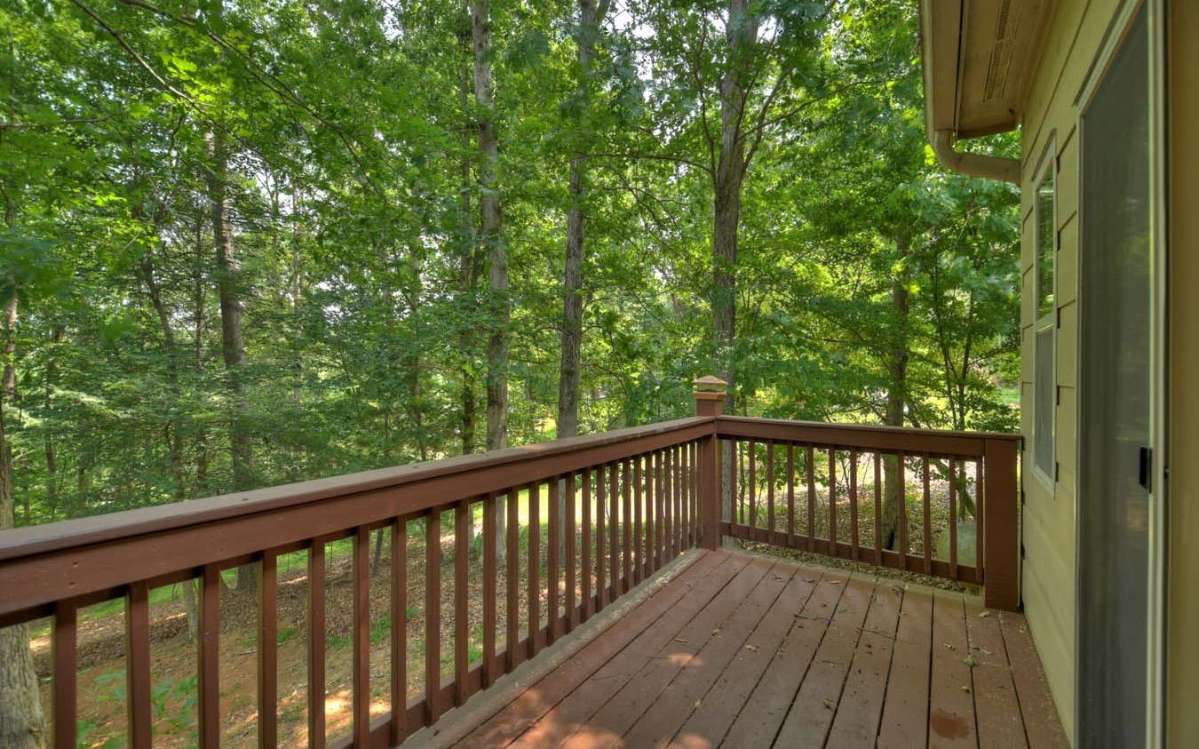 172 N Crestview Drive