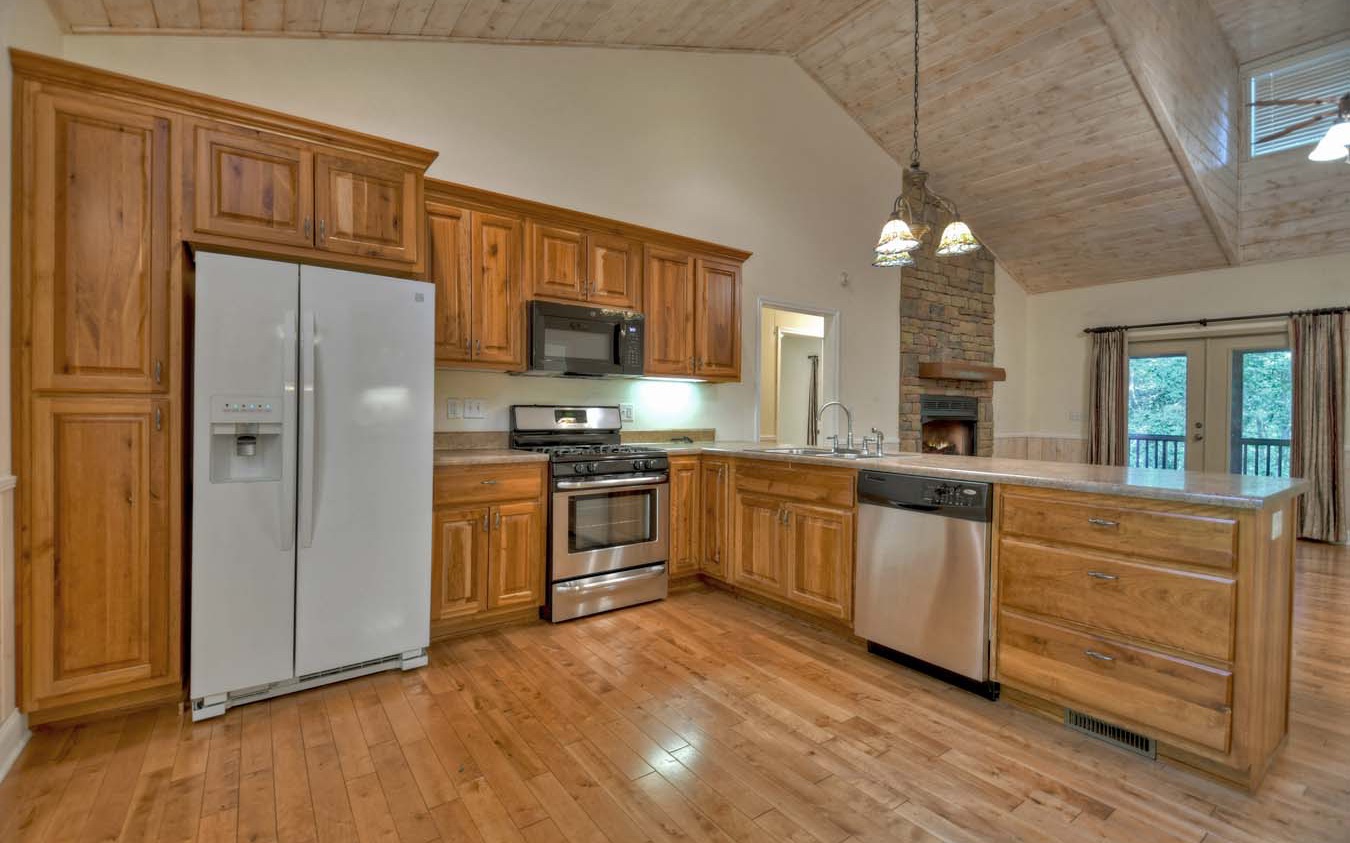 172 N Crestview Drive
