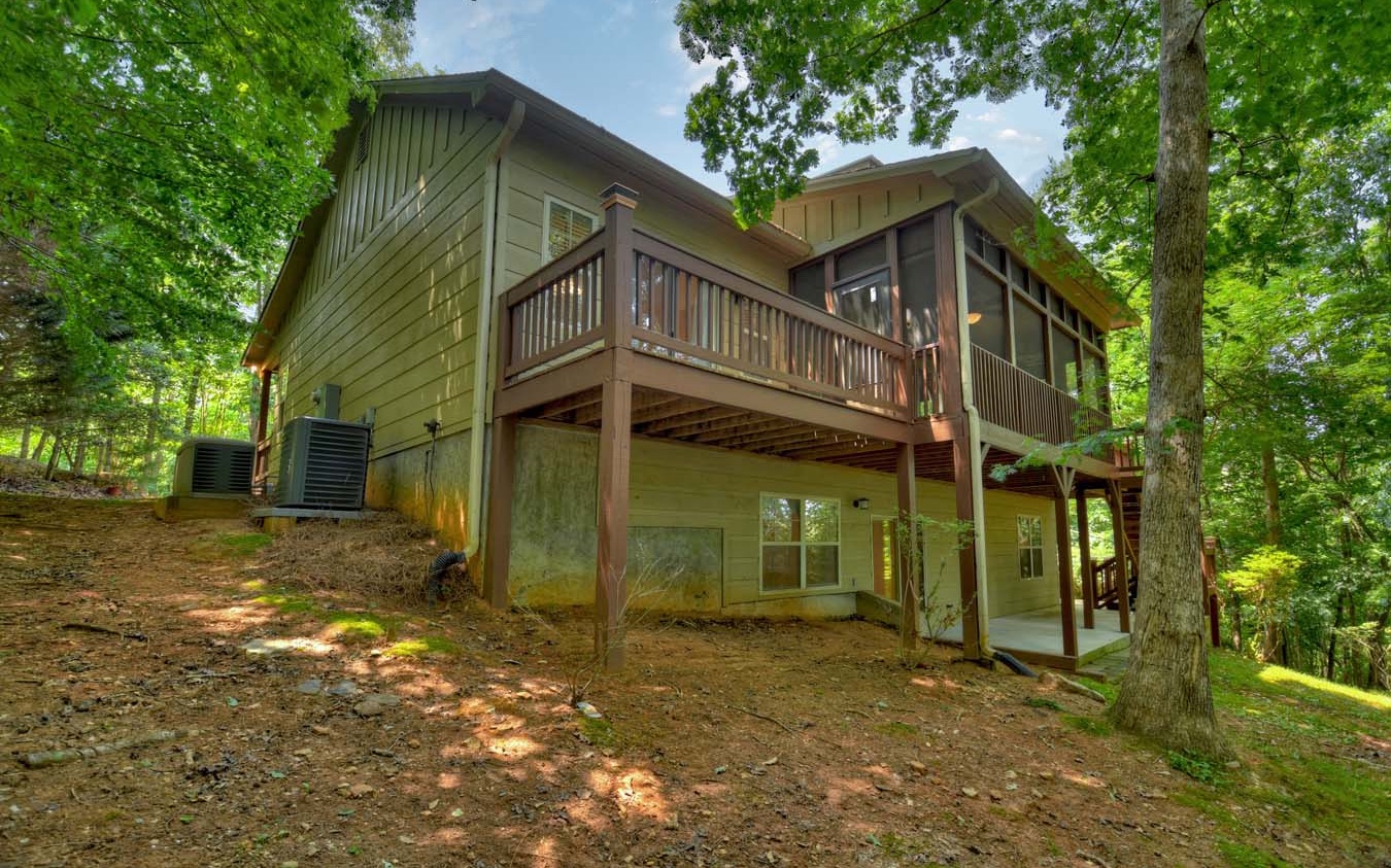 172 N Crestview Drive