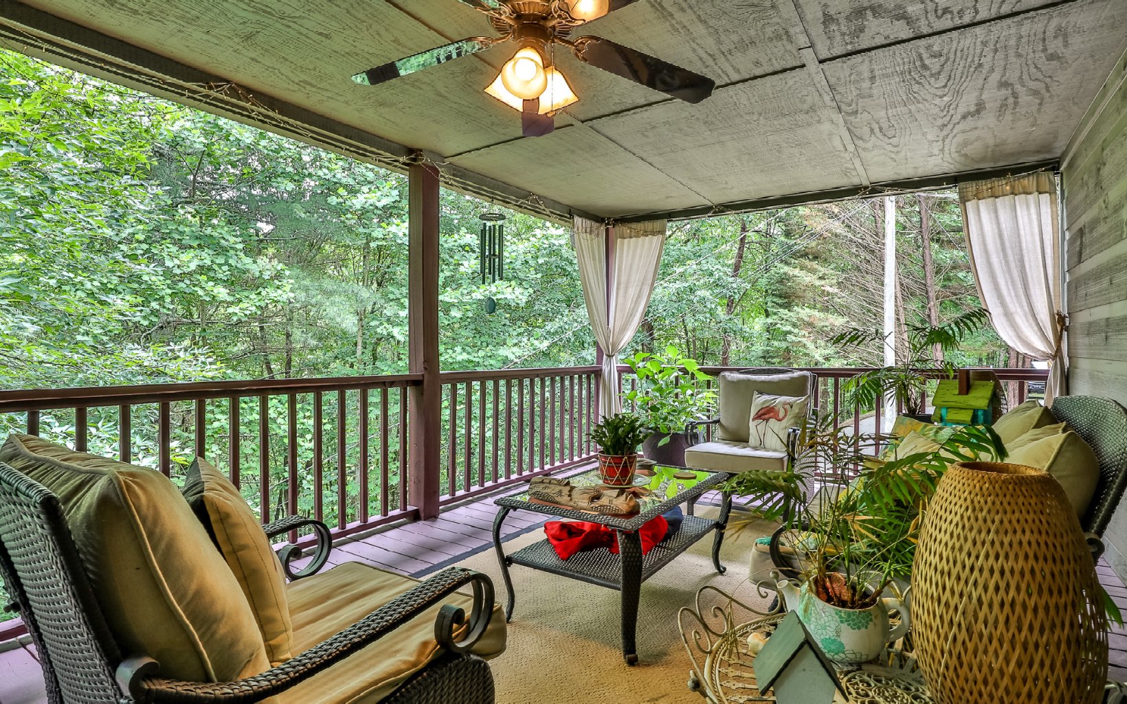 148 Poolside Court
