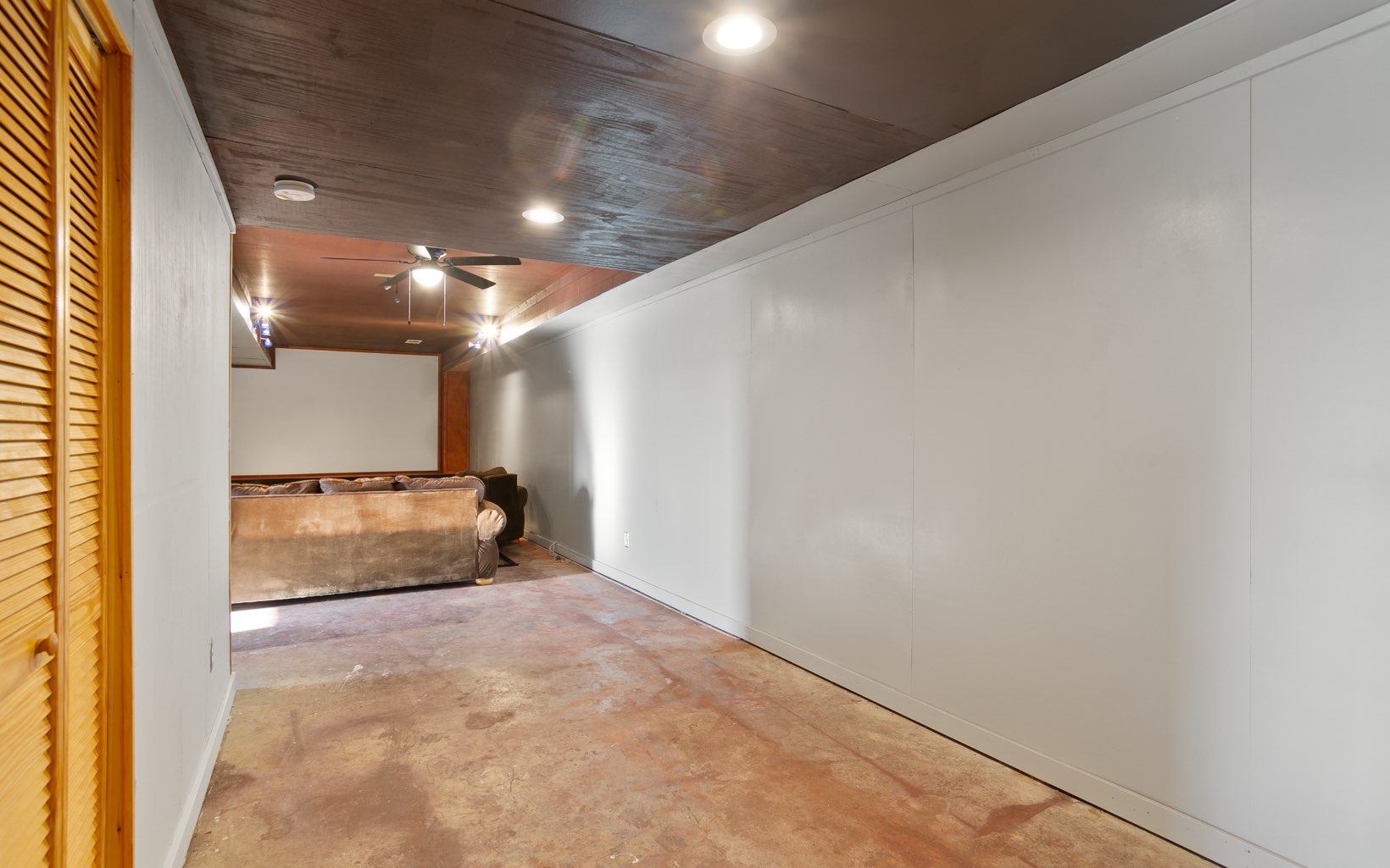 206 Merriam Drive